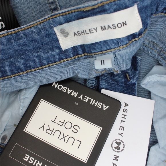 Ashley Mason High Rise Rolled Cropped Jeans 11 NWT - Picture 11 of 11